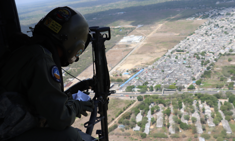 Lanzamiento de volantes, estrategia que fortalece la comunicación con la comunidad