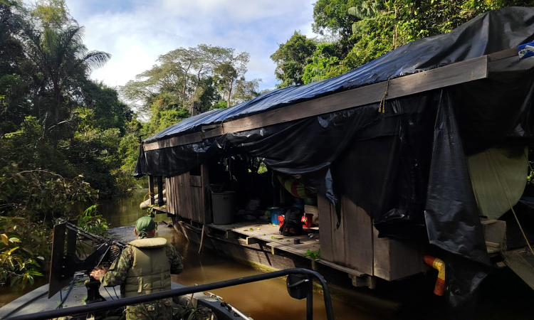 Estructuras de minería ilegal y economías ilícitas fueron afectadas en el Amazonas 