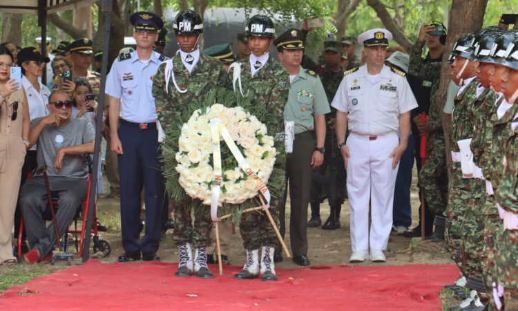 Héroes de la Nación y sus Familias fueron homenajeados en ceremonia militar