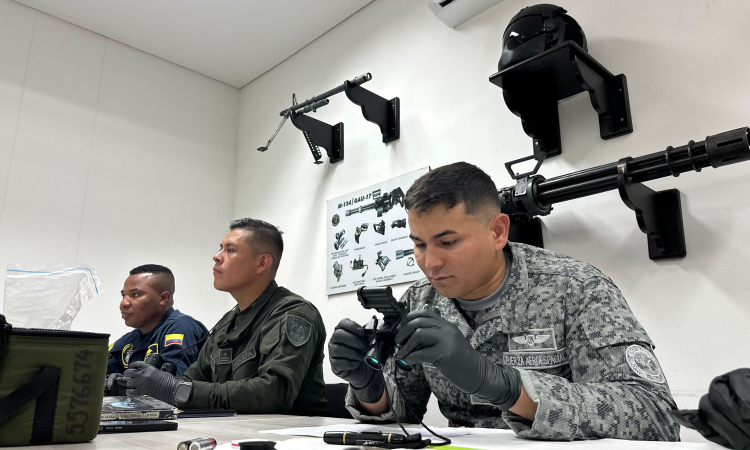Entrenamiento especializado en visión nocturna potencia las capacidades operacionales
