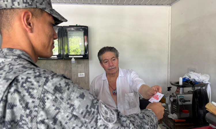 Mecanismos de sensibilización para promover la denuncia de actividades delictivas 