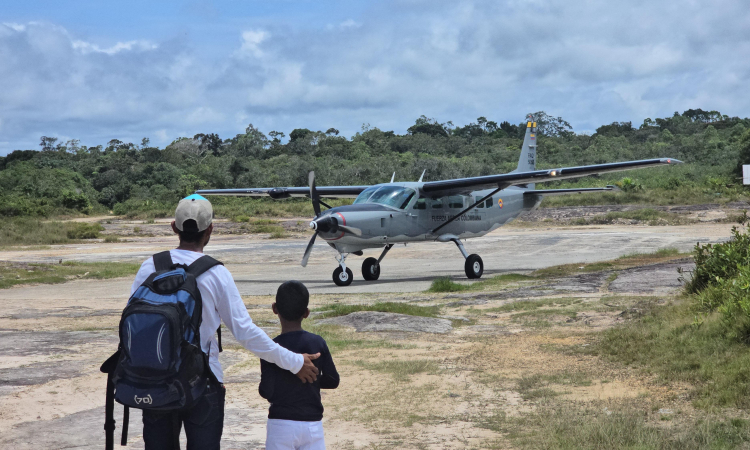 Misión aérea permitió traslado oportuno de un menor para atención especializada
