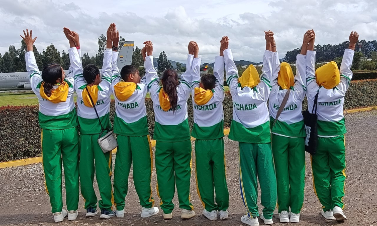 Siete estudiantes del Vichada vuelan hacia una oportunidad para transformar su territorio