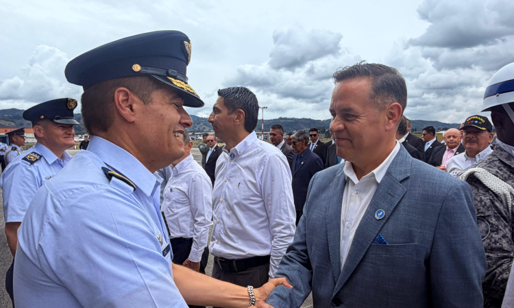 Veteranos de la Fuerza Pública fueron homenajeados en ceremonia militar