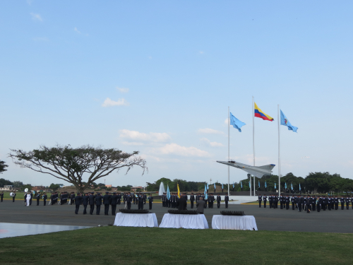 37 nuevos oficiales de la Fuerza Aérea al servicio de la Nación