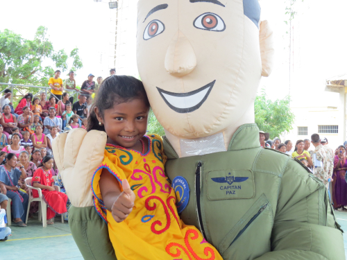 La Force Aérienne Colombienne a participé à la journée de soutien au développement de la Haute Guajira