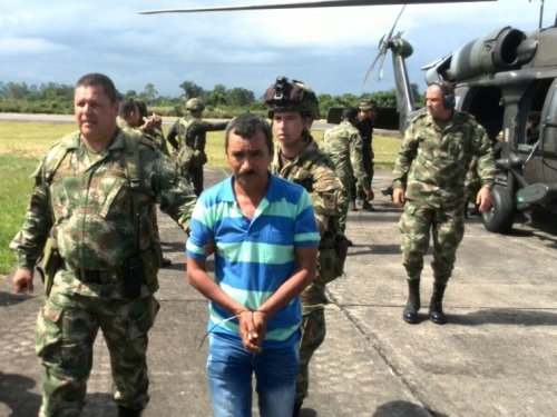 Alias « Chamizo » a été capturé en opération conjointe de la Force Aérienne et l’Armée Nationale