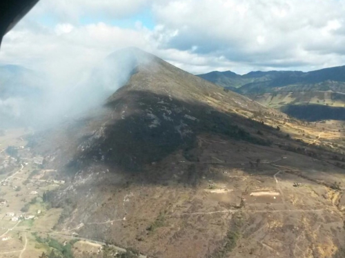 Fuerza Aérea atendió tres incendios forestales