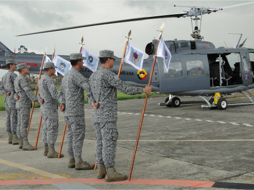 Regresa al servicio helicóptero Huey-II modernizado por el Comando Aéreo de Mantenimiento