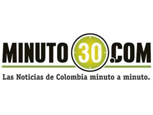 La Fuerza Aérea Colombiana se unió a los esfuerzos por apagar el incendio en Unguía, Chocó