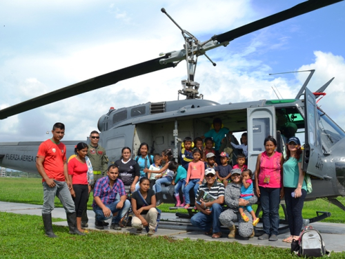 Niños del resguardo indígena "El Quince" fueron pilotos por un día