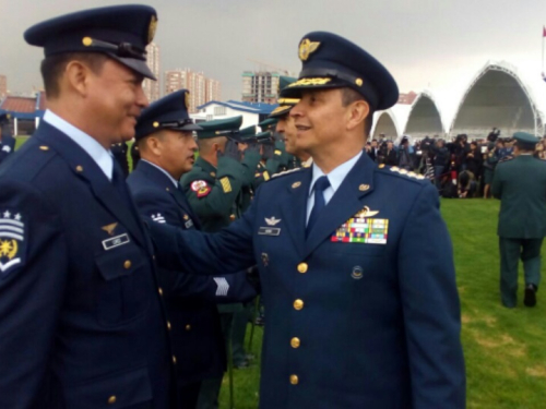 Suboficiales de las Fuerzas Militares de Colombia ascienden a los máximos grados