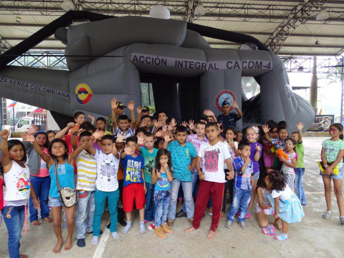 Fuerza Aérea trabaja por el reconocimiento de los niños y niñas en Colombia