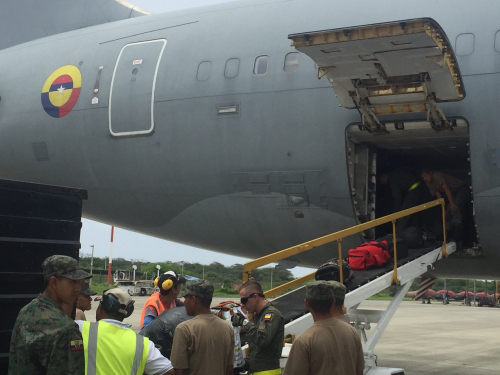  Un nuevo vuelo de la Fuerza Aérea Colombiana parte hoy a Ecuador 