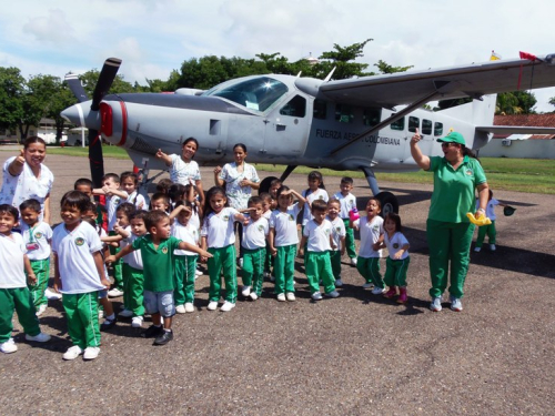 Niños del Instituto Campestre Santa Teresita fueron “Pilotos por un Día”