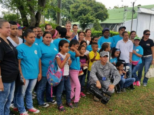 Fuerza Aérea Colombiana y el Despacho de la Gestora Social del Valle continúan labores de responsabilidad Social en el Surocciente del País.