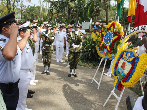 Fuerzas Armadas de Colombia, Brasil y Perú realizaron ofrenda floral en Leticia