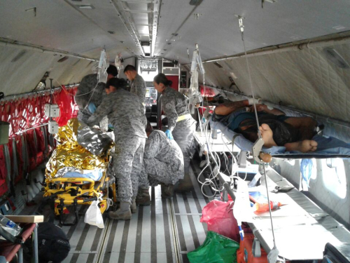 Militares heridos en Aruca fueron trasladados en un avión ambulancia de la Fuerza Aérea