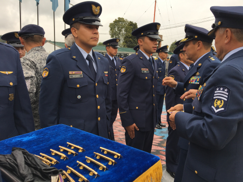 Fuerza Aérea impone Citación Presidencial a integrantes del Comando Aéreo de Mantenimiento 