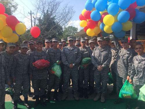 Comandante de la Fuerza Aérea Colombiana celebró con sus tropas la "Fiesta de los Héroes" en el Fuerte Militar de Tolemaida 