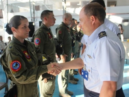  Con éxito finalizó curso de Técnicos de vuelo artilleros en el Comando Aéreo de Combate No. 4