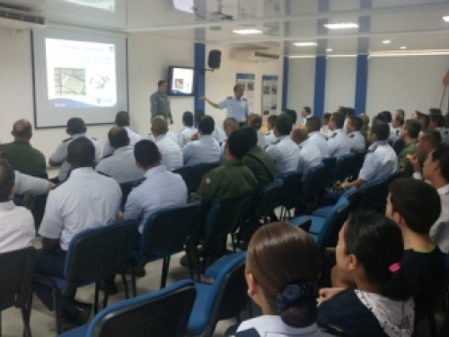 Manejo de explosivos en el Grupo Aéreo del Oriente