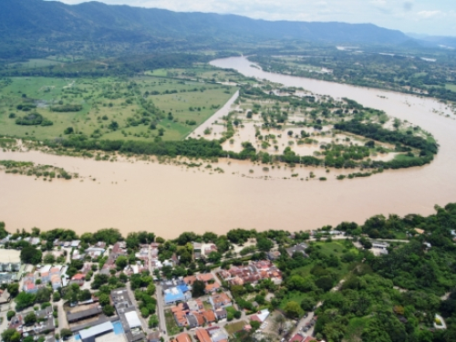 Con sobrevuelos Fuerza Aérea Colombiana monitorea el río Magdalena