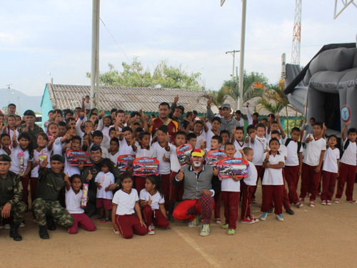 Fuerza Aérea Colombiana celebró el mes de la niñez en el Tolima