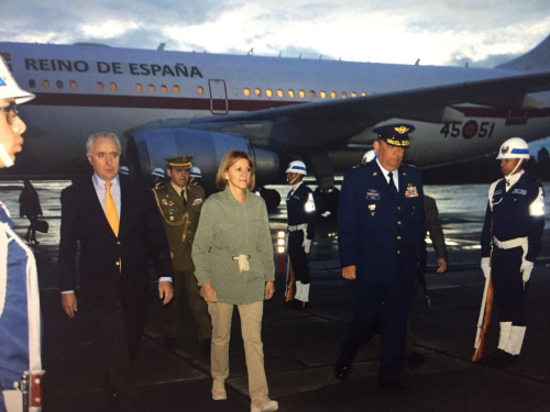 Ministra de Defensa de España visita Colombia