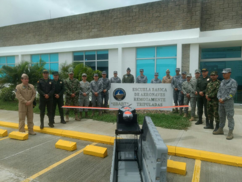 En Cacom-3 se preparan analistas de video de aeronaves remotamente tripuladas