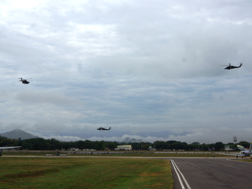 Aeronaves de la Fuerza Aérea Colombiana realizan ensayos en el Comando Aéreo de Combate No.1