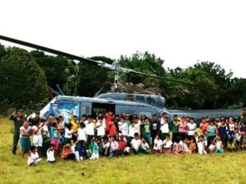 Fuerza Aérea cumple sueño de niños Vichadenses