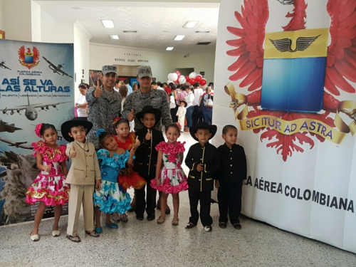 Fuerza Aérea patrocina pequeños talentos del Joropo