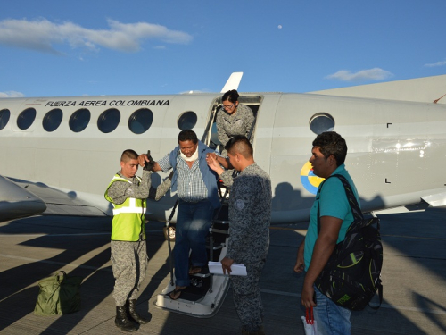 Con dos aviones ambulancia la FAC traslada a paciente desde Santa Rosalía Vichada