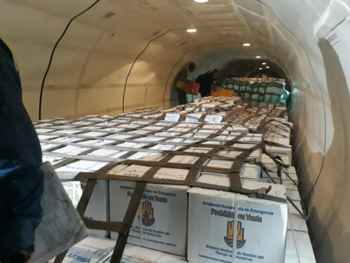 Fuerza Aérea Colombiana transporta ayuda humanitaria a Cuba