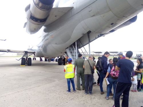 Fuerza Aérea Colombiana apoya colombianos afectados por huracán en Puerto Rico