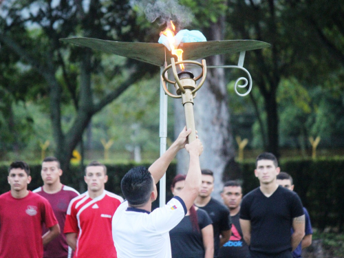 "Semana Deportiva" en el CACOM 4 en conmemoración de los 98 años de la Fuerza Aérea Colombiana