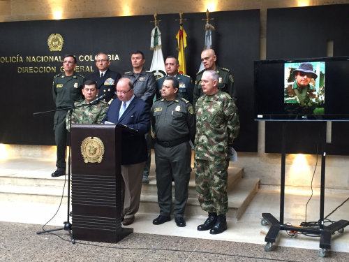 Comandante Fuerza Aérea asiste a rueda de prensa 