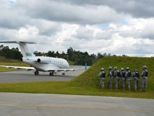 Fuerza Aérea participa en simulacro por amenaza en el aeropuerto internacional José María Córdoba