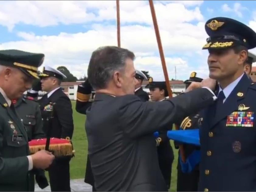 Tres oficiales de la Fuerza Aérea Colombiana ascendieron al grado de Brigadier General