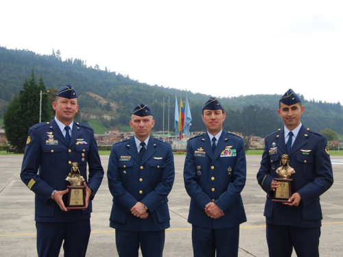 Finaliza exitoso programa de educación militar