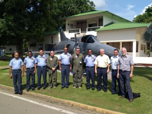 Fuerza Aérea de Sri Lanka visitó el Comando Aéreo de Combate No. 1