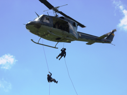 Comando Aéreo de Combate N° 4 apoya Curso de Operaciones Especiales