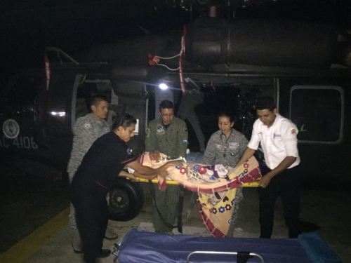 EVACUACION AEROMEDICA MUJER INDIGENA GACAS