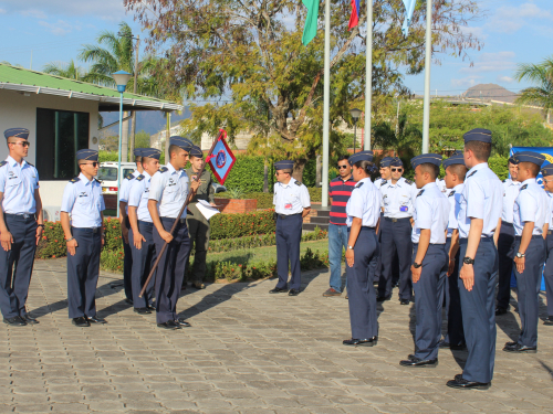 GACAS presidió ceremonia de relevo de banderín de Aerotécnico del Curso 89 al Curso 90