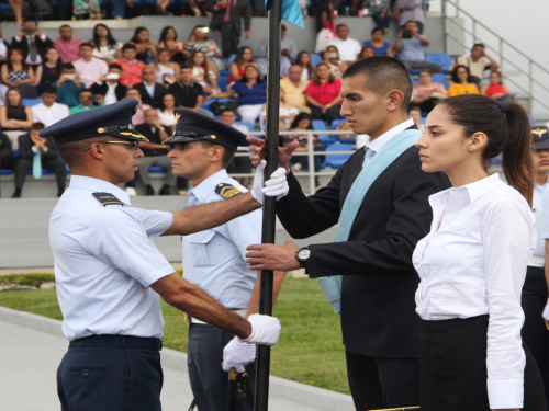 Fuerza Aérea Colombiana dio la bienvenida a sus nuevos cadetes