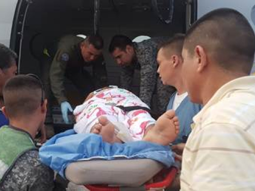 Fuerza Aérea realizó traslado aeromédico a mujer embarazada desde Leticia, Amazonas. 