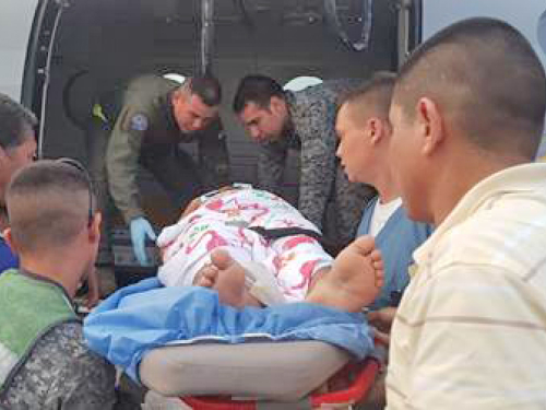 Fuerza Aérea realizó traslado aeromédico de una mujer embarazada desde Leticia, Amazonas.