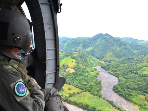 CACOM 2 fortalece desde el aire la seguridad en las vías del Meta