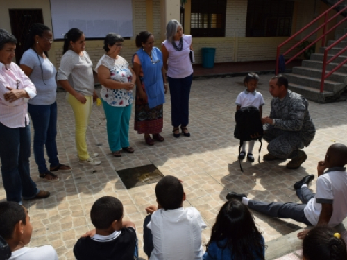 Fuerza Aérea comprometida con la población estudiantil en el Valle del Cauca